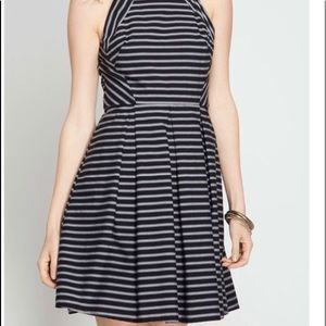Women’s dresses (Small, large)